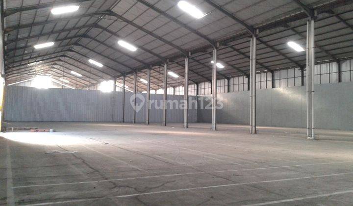 Gudang Akses Tronton Dekat Ringroad Selatan Yogyakarta 2