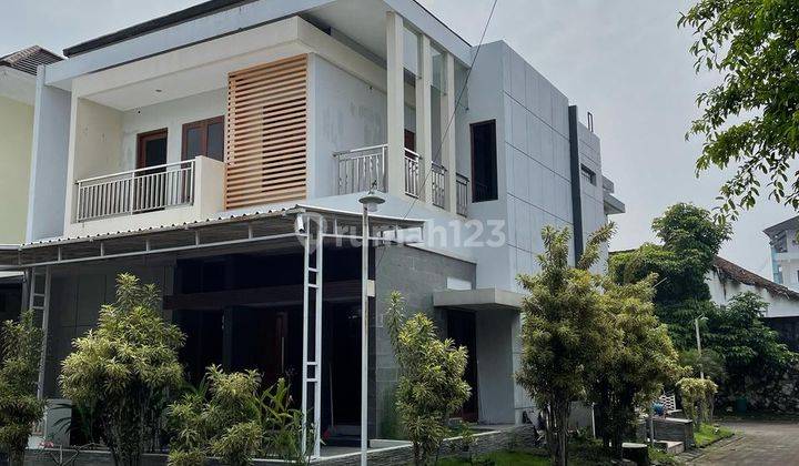 Rumah Bagus Strategis Dekat Kampus Ykpn Upn Atmajaya Yogyakarta 1
