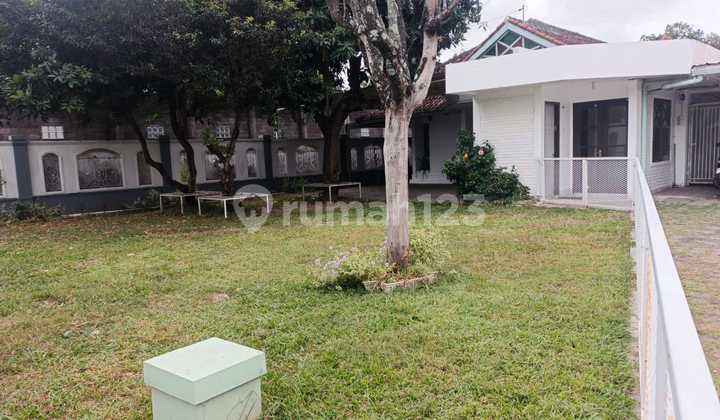 Rumah Besar Tengah Kota Dekat Malioboro Dan Kraton Yogyakarta 2