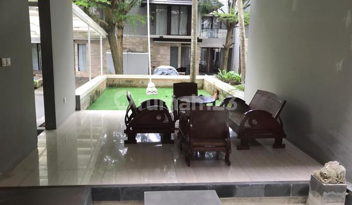 Luxury Furnished House Near UGM, Sarjito, and Jogja City Mall