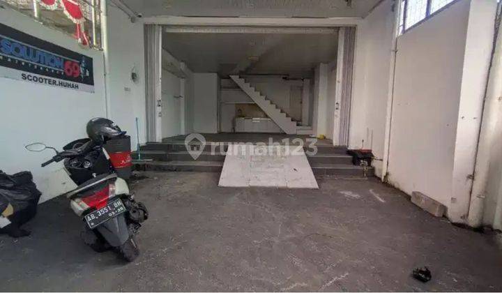 Ruko Tepi Jalan Dekat Stasiun Dan Jogja City Mall 2