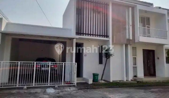 Furnished House Near Pakuwon Mall and UGM UPN Yogyakarta Campus