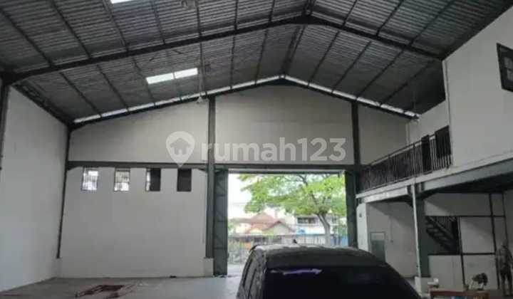 Container Access Warehouse Near Yogyakarta Southern Ring Road
