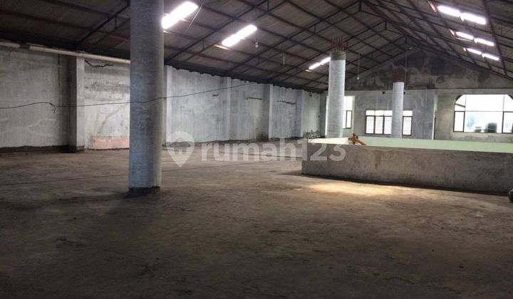 Strategic Shop House in the Heart of Jogja City, Close to Malioboro and the Palace 2