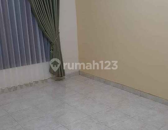 Good House Near Pakuwon Mall, UPN Campus, and Jih Hospital