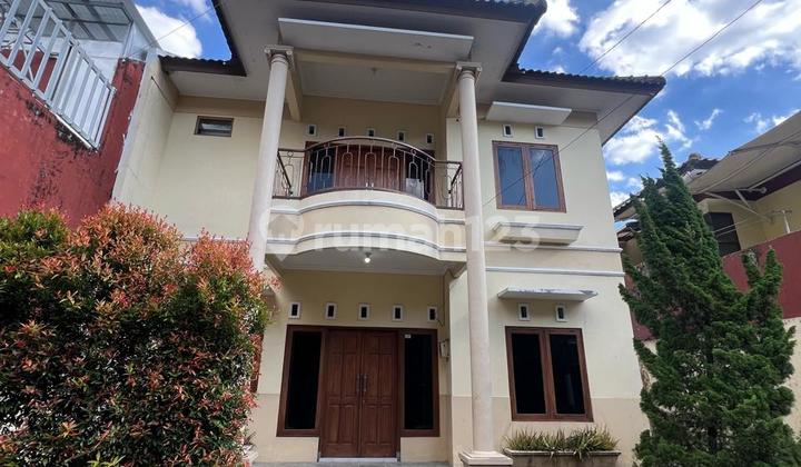 Rumah Bagus Dekat Kampus Ugm Uny Upn Dan Pakuwon Mall Yogyakarta 1