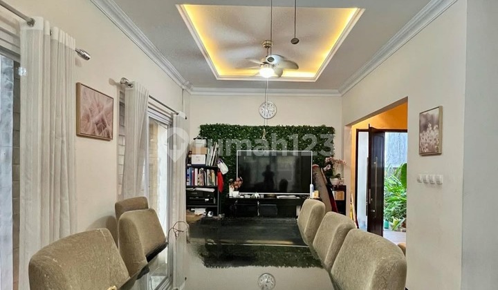 Cilandak dekat ampera, rumah cantik dengan swimpool dekat halte busway ragunan 2