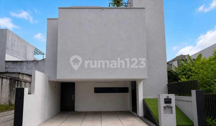 Pondok Labu Luas 110 Lokasi Strategis di Jalan Utama Pondok Labu Luas 110 Lokasi Strategis di Jalan Utama