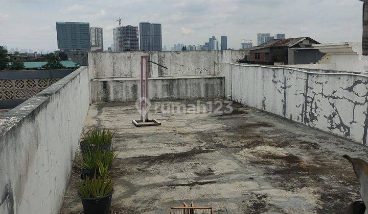 Pondok Labu Ruko 3,5 Lantai Area Ramai Komersial 6
