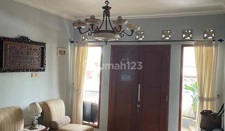 Cinere Megapolitan Luas 240 Rumah 4kamar Dekat Pintu Tol Desari 2