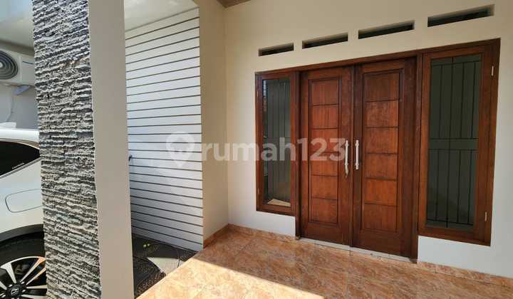 Jagakarsa Raya Rumah Brand New Lokasi Private Halaman Luas 2