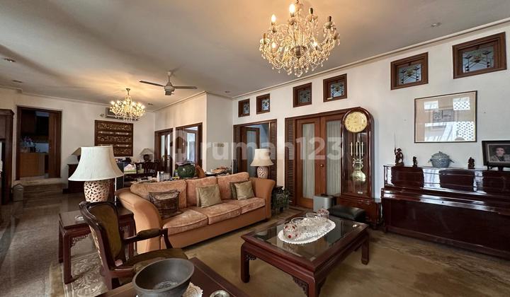 3.5-story Lebak Bulus Villa Cinere Mas, fronting the garden of the complex 2