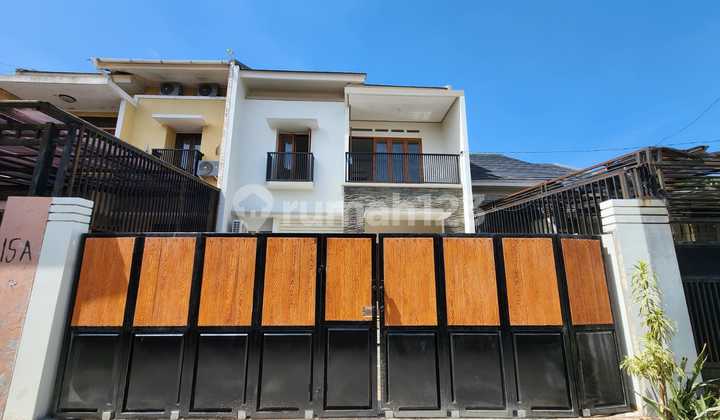 Jagakarsa Raya Rumah Brand New Lokasi Private Halaman Luas