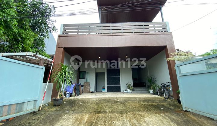 Cinere Estate 180 Square Meters High Ceiling 2 Floors Ready to Occupy 2