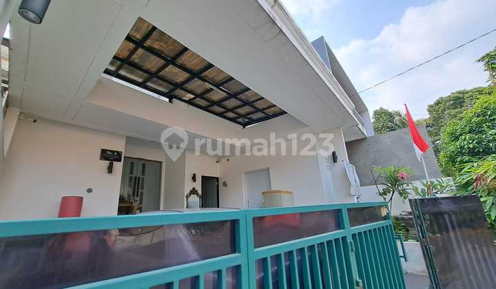 Cinere Bukit Cinere Indah 2-Story House in a Premium Complex 2