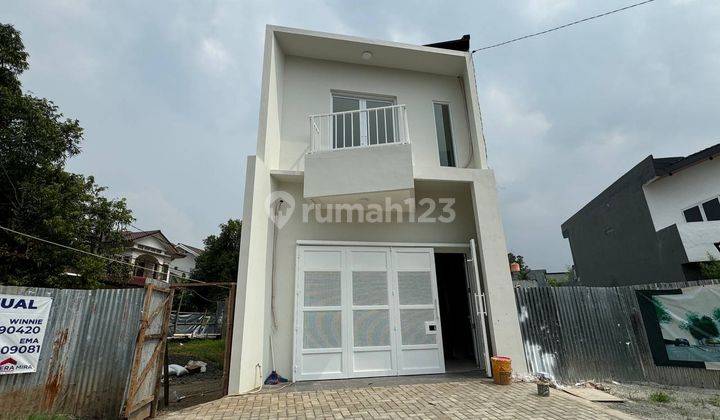 Cinere Jalan Utama Rumah Usaha di Komplek Megapolitan 2