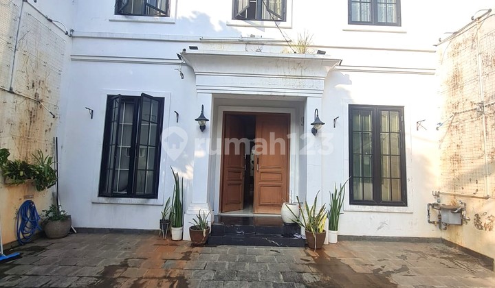 Cinere Bukit Cinere Indah Luas 200 M2 Dalam Komplek Premium Dekat Tol