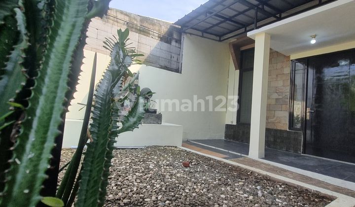 Muchtar Sawangan, Melati Garden, well-maintained 1-story house, ready to occupy.