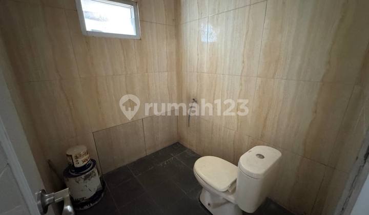 Pancoran gedung 7 lantai parkir luas lokasi strategis Pancoran gedung 7 lantai parkir luas lokasi strategis