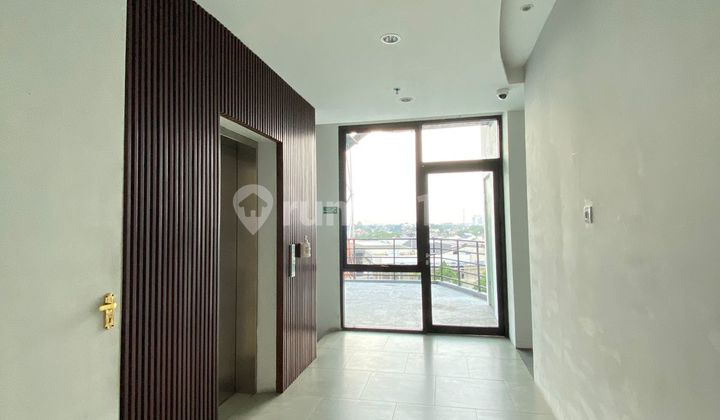 Fatmawati Raya Gedung Kantor Komersial Jalan Kaki ke MRT Cipete Fatmawati Raya Gedung Kantor Komersial Jalan Kaki ke MRT Cipete