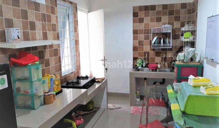 Dijual Rumah Kos Lokasi Strategis Dekat Stan Bintaro  2