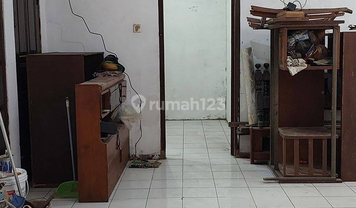 Rumah Lokasi Strategis dekat dengan Bintaro Jaya 2