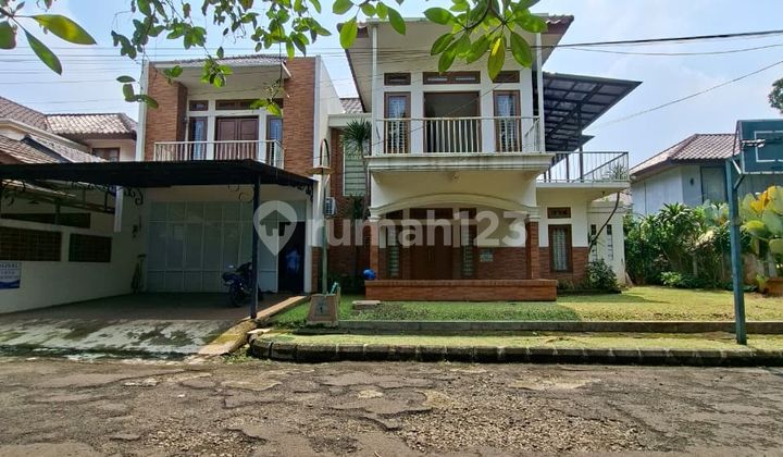 Rumah Siap Huni dengan Halaman Luas di Area Premium Bintaro Sektor 8 - Fasilitas Lengkap! Rumah Siap Huni dengan Halaman Luas di Area Premium Bintaro Sektor 8 - Fasilitas Lengkap!