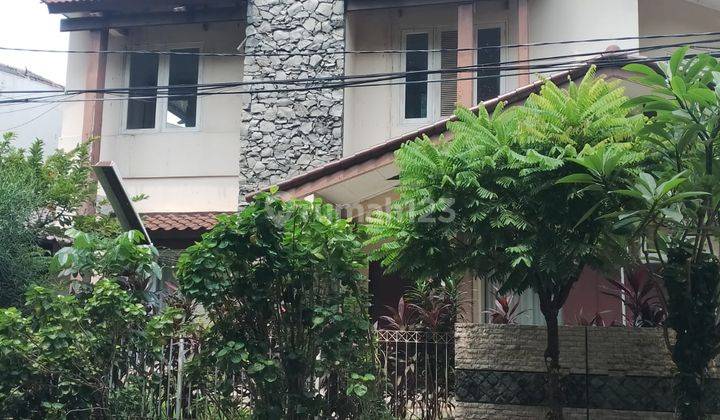 Dijual Rumah Luas di Lingkungan Asri Lebak Bulus Jakarta Selatan 2