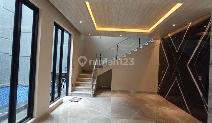 Rumah Mewah Brand New di Graha Raya Bintaro 3