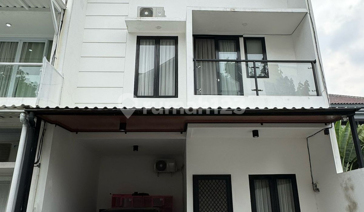 Affordable Price in South Jakarta! Ready-to-Occupy Modern House in Cilandak, South Jakarta - Negotiable Price!