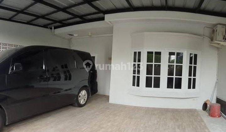 Dijual Rumah Bagus 2 Lantai Dekat Perbatasan Jakarta Selatan 2