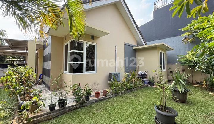Spacious, Lush House with Hook Position in Bintaro Sector 9 - Affordable Price!