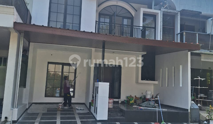 Modern Minimalist House in Emerald Bintaro - Complete Facilities, Comfortable Cluster