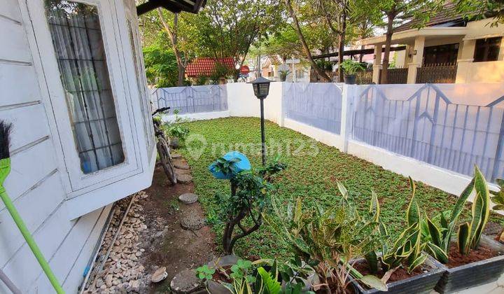 Dijual Rumah Hook 2 Lantai di Bintaro Sektor 5 2