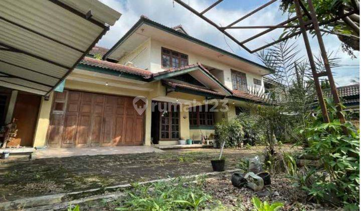 Dijual Rumah Asri Halaman Luas di Bintaro Pesanggrahan 1