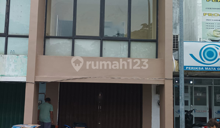 For Sale! Ruko Siap Pakai Pinggir Jalan Raya Utama di Graha Raya - Area Ramai