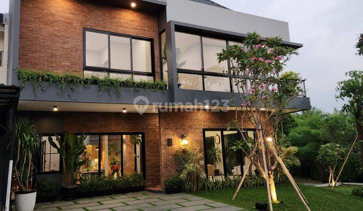 Dijual Rumah Cantik Terdapat Rooftop di Delatinos Bsd 1