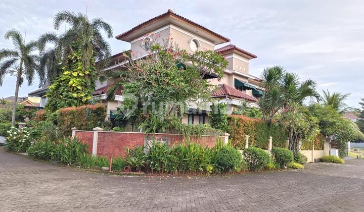 Rumah Siap Huni Mewah dan Luas di Komplek Rempoa - Dekat ke Jaksel