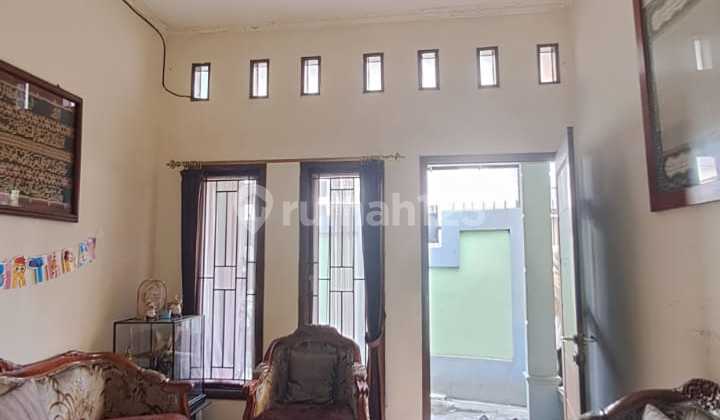 Rumah Siap Huni dengan Hunian Nyaman dan Asri Lokasi Strategis di Pinggir Jalan di Pondok Aren 2