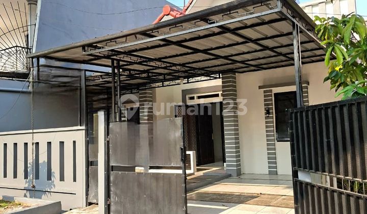 For Sale! Rumah Modern, Rapih dan Siap Huni di Graha Raya