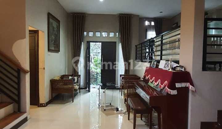 For Sale! Rumah Siap Huni Bangunan Kokoh dengan Harga Murah di Bintaro Sektor 9!