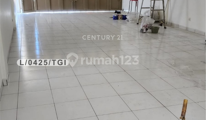 Ruko 3Lantai Strategis HadapSelatan Di Komplek Mekarwangi Bandung