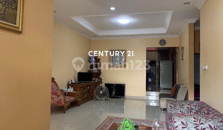 Ready-to-Live House in Depok Area 2