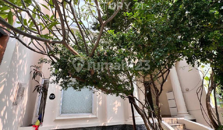 House In Casa Goya In The Housing Complex In Kemanggisan