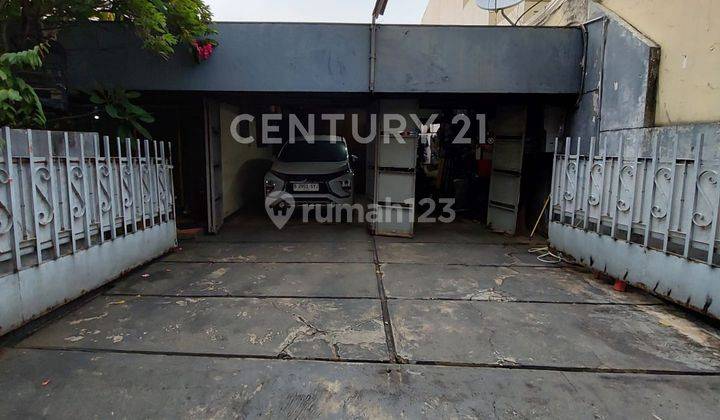 Rumah Hook Super Strategis Di Gandaria, Jakarta Selatan 2