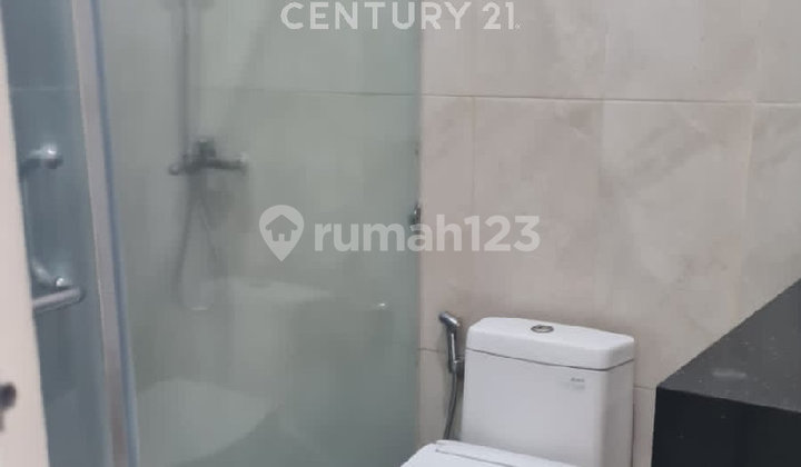 Rumah Bangunan Baru Minimalis Bebas Banjir Akses Jalan Lebar