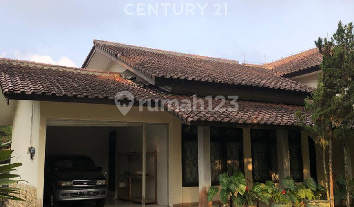 Very Comfortable Asri Villa in Sukanagalih Cipanas Very Comfortable Asri Villa in Sukanagalih Cipanas
