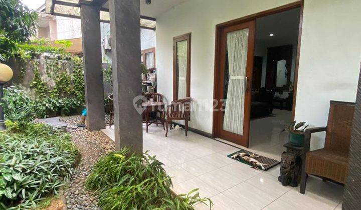 Rumah cantik di Jl kerinci  1