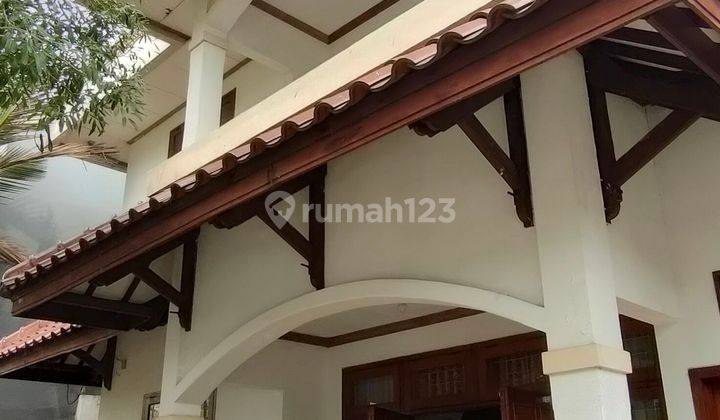 Rumah cantik di Jl alam segar 1 1