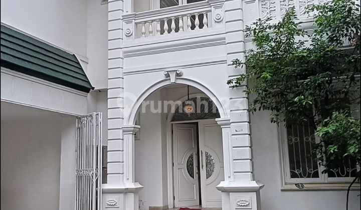 Rumah Cantik di Sekolah Duta Pondok Indah 1